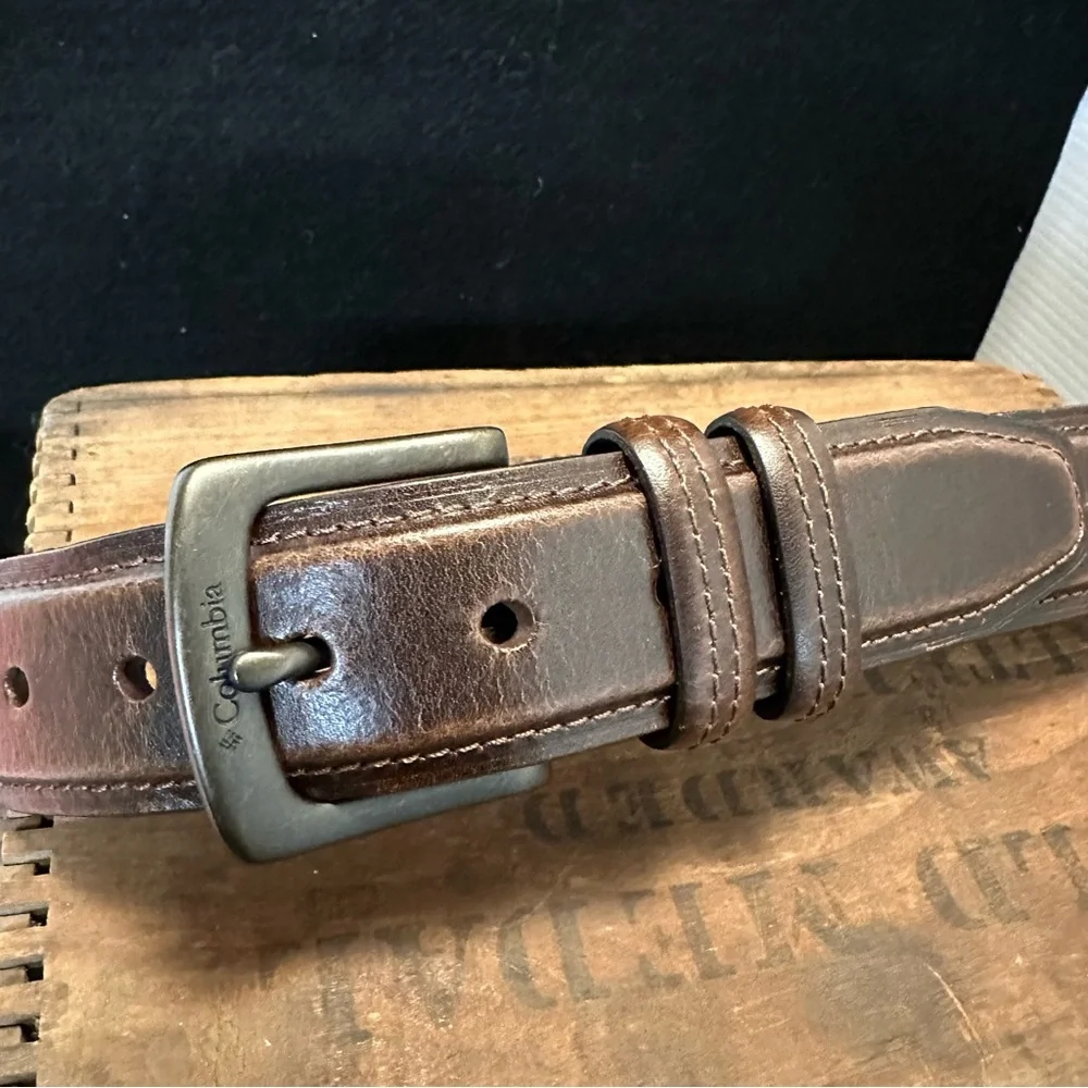 Columbia Genuine Leather Brown and Brass Buckle Belt Size 38